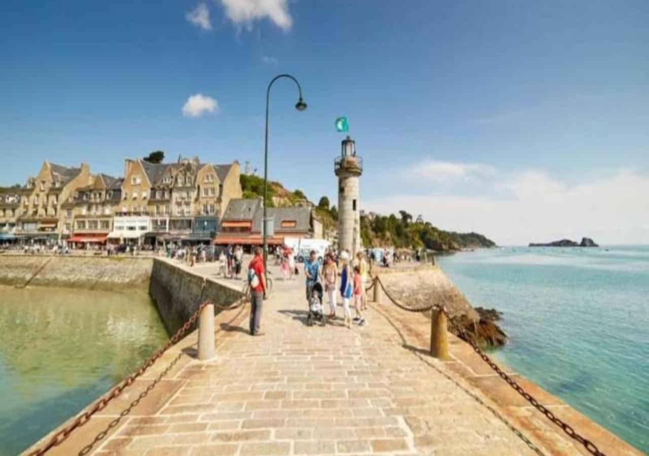 L'Etoile By Mrodbnb - Appart Neuf - Vue Mer - 25M Plage & Resto - Cine - Cheminee - Popcorn Cancale Buitenkant foto